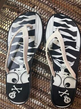Marc Jacob's rare Miss Marc wedge flip flops